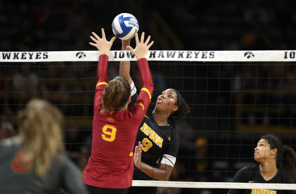 Iowa Hawkeyes middle blocker Amiya Jones (9) against the Iowa State Cyclones Saturday, September 21, 2019 at Carver-Hawkeye Arena. (Brian Ray/hawkeyesports.com)