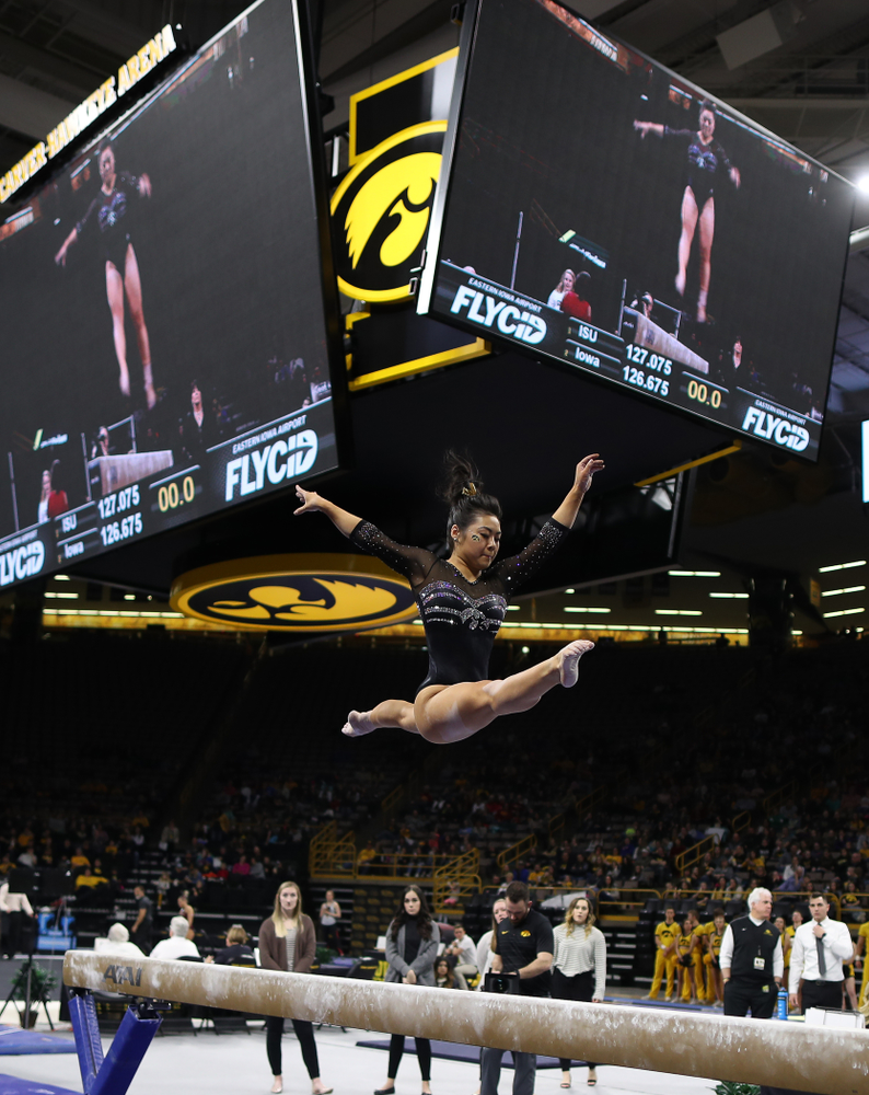 The Iowa Hawkeyes against the Iowa State Cyclones Friday, March 1, 2019 at Carver-Hawkeye Arena. (Brian Ray/hawkeyesports.com)