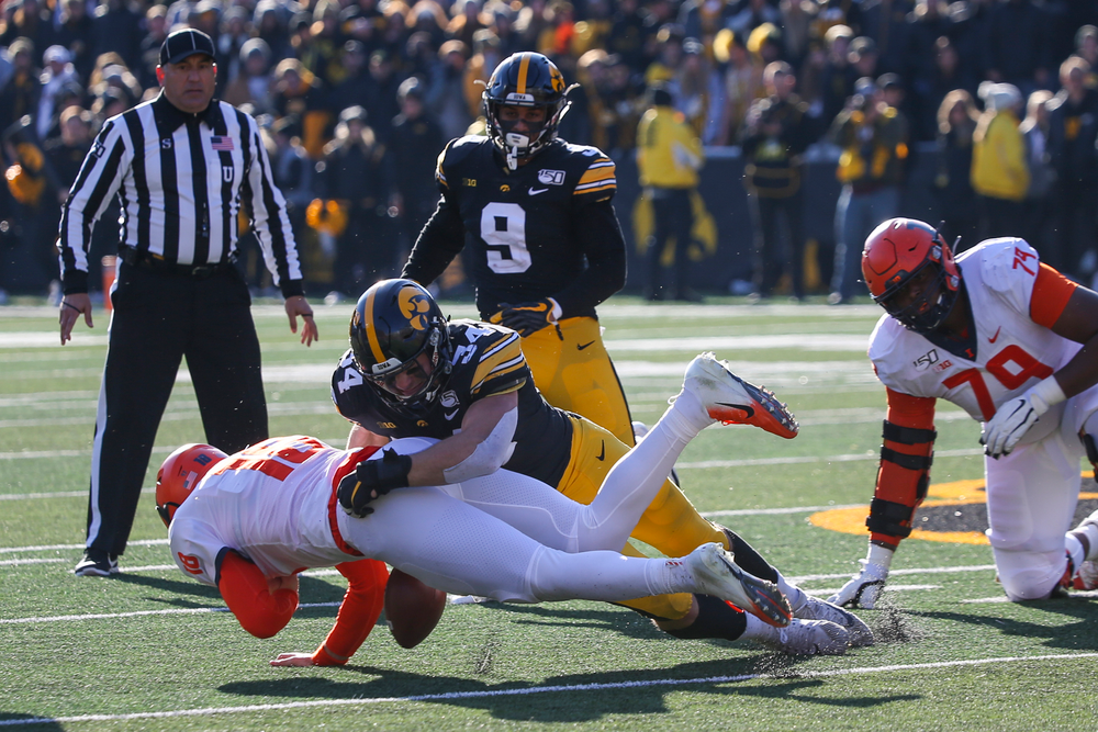 Iowa Hawkeyes linebacker Kristian Welch (34) during Iowa football vs Illinois on Saturday, November 23, 2019 at Kinnick Stadium. (Lily Smith/hawkeyesports.com)