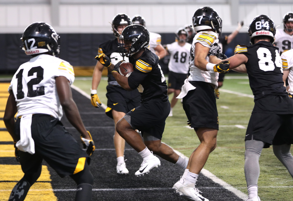 Iowa Hawkeyes running back Mekhi Sargent (10) during preparation for the 2019 Outback Bowl Tuesday, December 18, 2018 at the Hansen Football Performance Center. (Brian Ray/hawkeyesports.com)