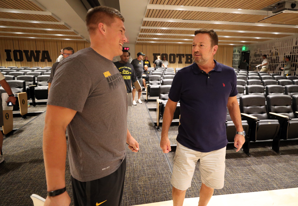 Former University of Iowa defensive back and Oklahoma Head Coach Bob Stoops addresses the Hawkeye Football team as the honorary captain for their game against Miami, Ohio Friday, August 30, 2019 at the Hansen Football Performance Center. (Brian Ray/hawkeyesports.com)