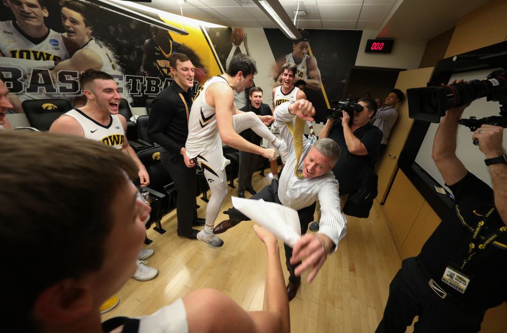 Iowa Hawkeyes forward Ryan Kriener (15) and assistant coach Kirk Speraw against the Michigan Wolverines Friday, February 1, 2019 at Carver-Hawkeye Arena. (Brian Ray/hawkeyesports.com)