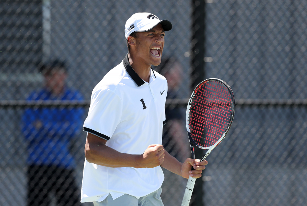 IowaÕs Oliver Okpnkwo against the Michigan Wolverines Sunday, April 21, 2019 at the Hawkeye Tennis and Recreation Complex. (Brian Ray/hawkeyesports.com)