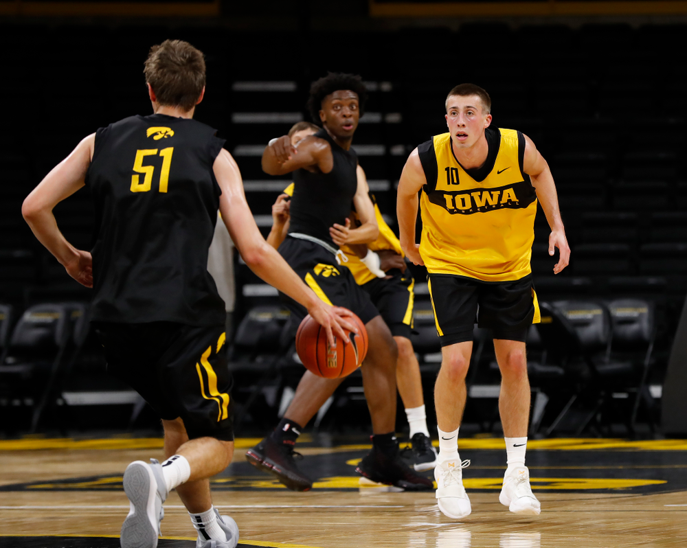 Iowa Hawkeyes guard Joe Wieskamp (10) during the first practice of the season Monday, October 1, 2018 at Carver-Hawkeye Arena. (Brian Ray/hawkeyesports.com)