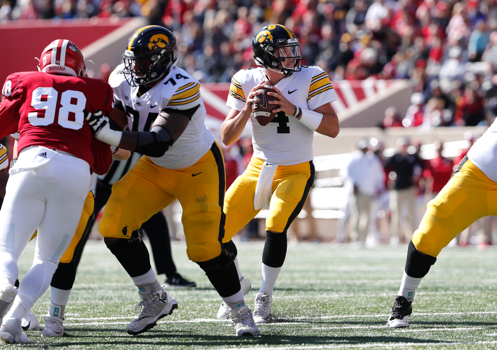 Iowa Hawkeyes quarterback Nate Stanley (4) against the Indiana Hoosiers Saturday, October 13, 2018 at Memorial Stadium, in Bloomington, Ind. (Brian Ray/hawkeyesports.com)