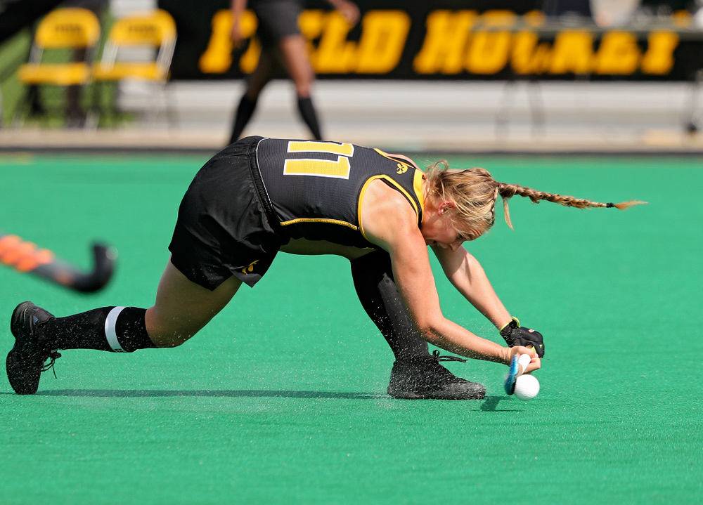 Iowa’s Katie Birch (11) passes during the first quarter of their match at Grant Field in Iowa City on Friday, Oct 4, 2019. (Stephen Mally/hawkeyesports.com)