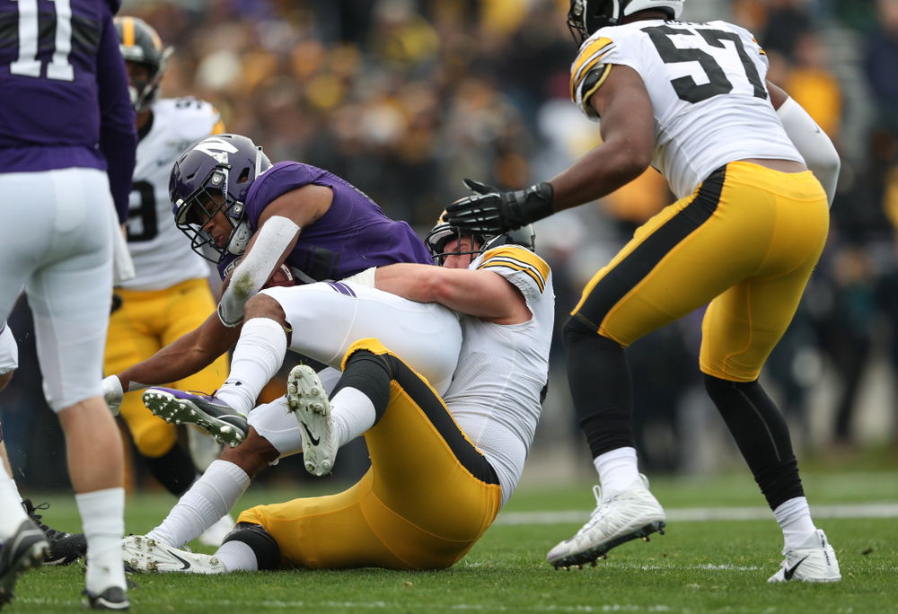 Iowa Hawkeyes defensive lineman Brady Reiff (91) against the Northwestern Wildcats Saturday, October 26, 2019 at Ryan Field in Evanston, Ill. (Brian Ray/hawkeyesports.com)