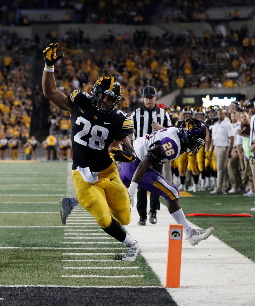 Iowa Hawkeyes running back Toren Young (28) scores a touchdown against the Northern Iowa Panthers Saturday, September 15, 2018 at Kinnick Stadium. (Brian Ray/hawkeyesports.com)