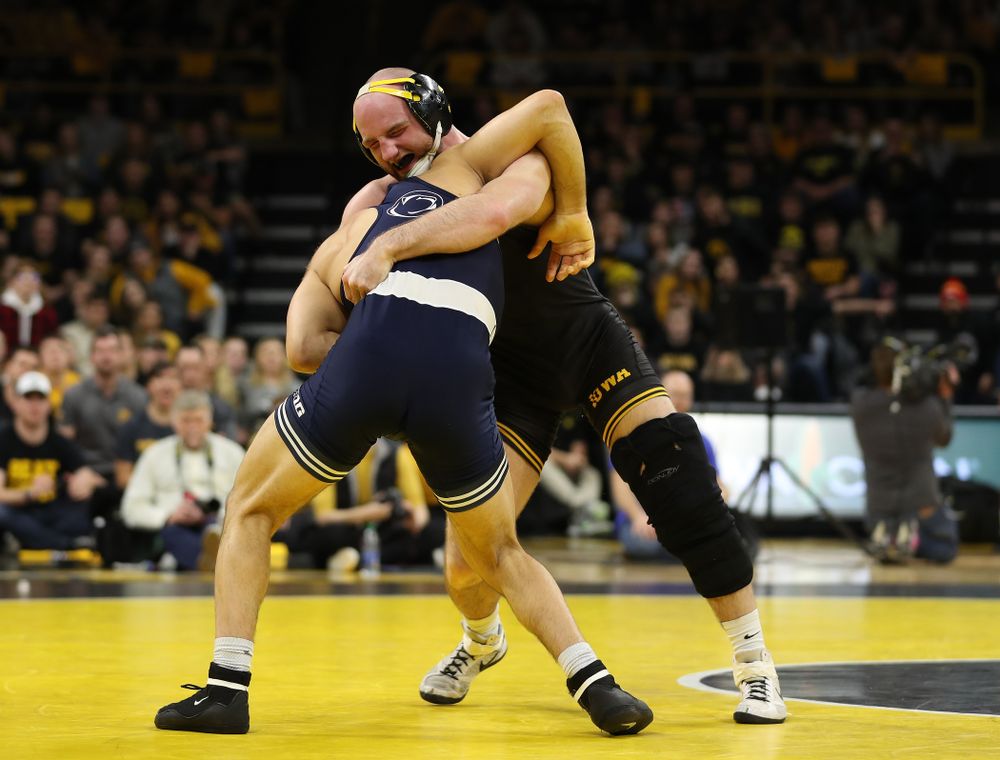 Iowa’s Alex Marinelli wrestles Penn State’s Vincenzo Joseph at 165 pounds Friday, January 31, 2020 at Carver-Hawkeye Arena. (Brian Ray/hawkeyesports.com)