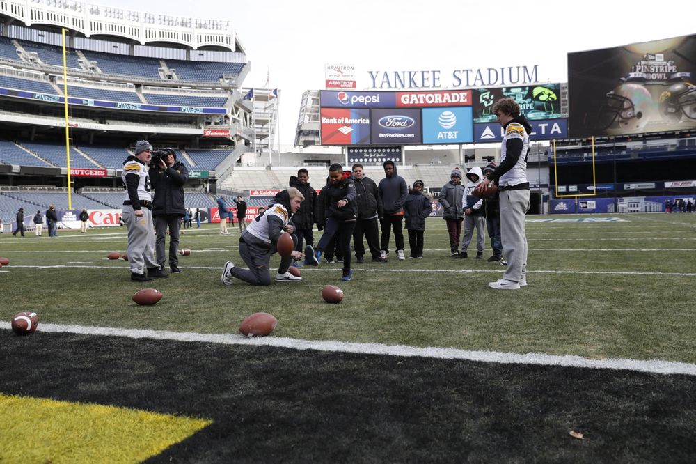 Chalk Talk Clinic at Yankee Stadium in the Bronx, New York, on Dec. 26, 2017. (Darren Miller/hawkeyesports.com)
