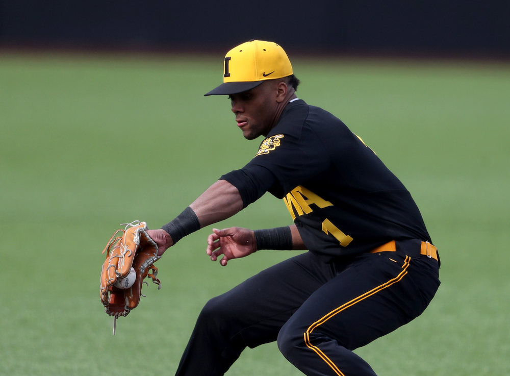 Iowa Hawkeyes infielder Lorenzo Elion (1) against Simpson College Tuesday, March 19, 2019 at Duane Banks Field. (Brian Ray/hawkeyesports.com)