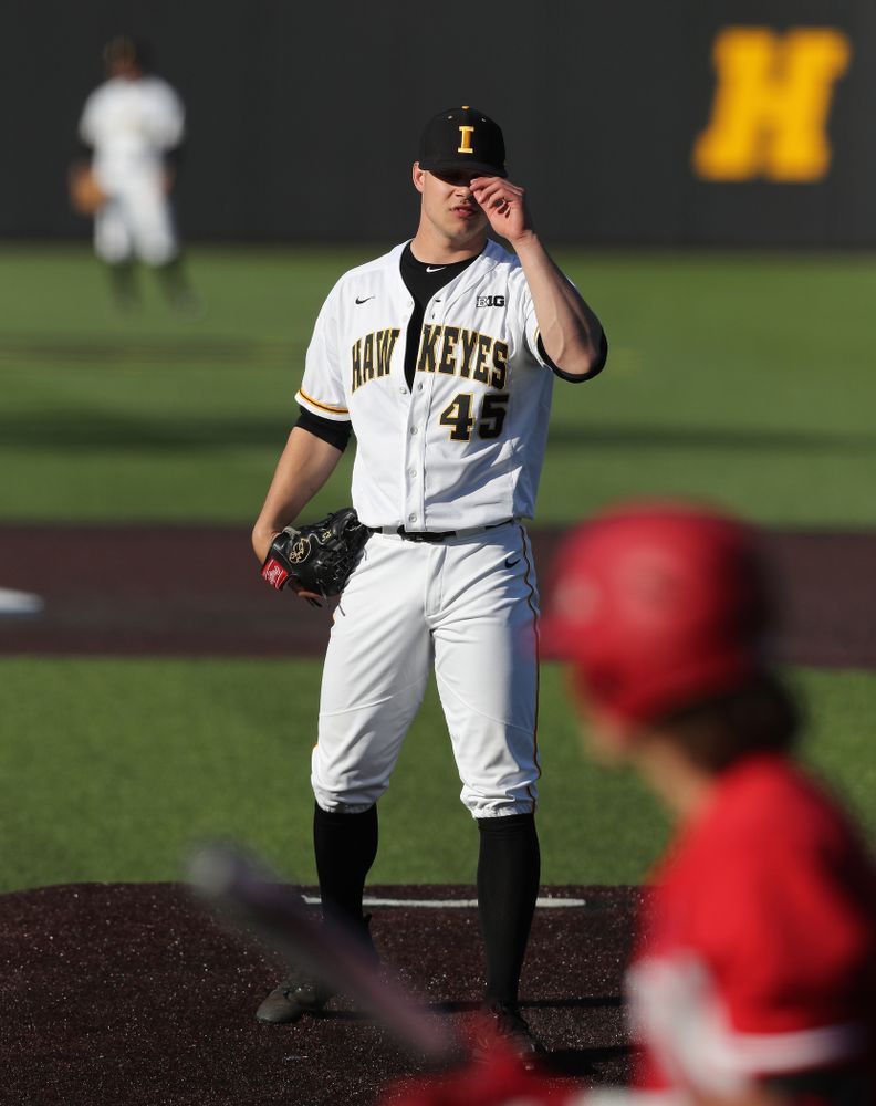 Iowa Hawkeyes Kyle Shimp (45) against the Nebraska Cornhuskers Saturday, April 20, 2019 at Duane Banks Field. (Brian Ray/hawkeyesports.com)