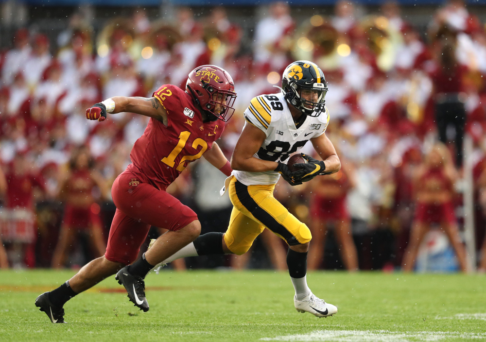 Iowa Hawkeyes wide receiver Nico Ragaini (89) against the Iowa State Cyclones Saturday, September 14, 2019 at Jack Trice Stadium in Ames, Iowa. (Brian Ray/hawkeyesports.com)
