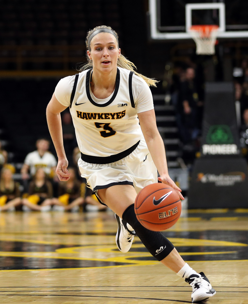 Iowa Hawkeyes guard Makenzie Meyer (3) against North Alabama Thursday, November 14, 2019 at Carver-Hawkeye Arena. (Brian Ray/hawkeyesports.com)