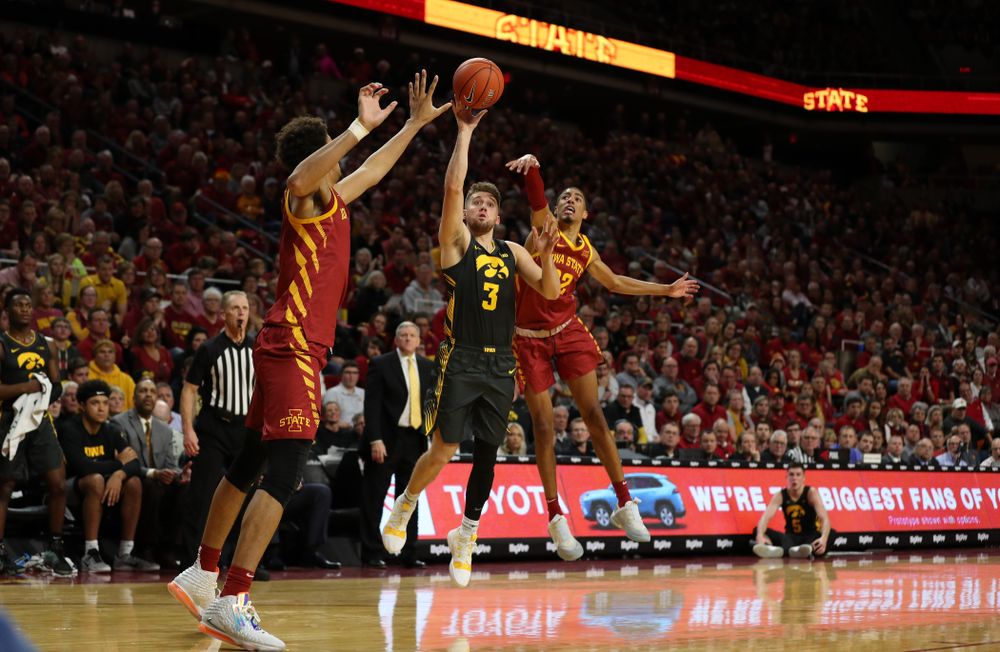 Iowa Hawkeyes guard Jordan Bohannon (3) against the Iowa State Cyclones Thursday, December 12, 2019 at Hilton Coliseum in Ames, Iowa(Brian Ray/hawkeyesports.com)