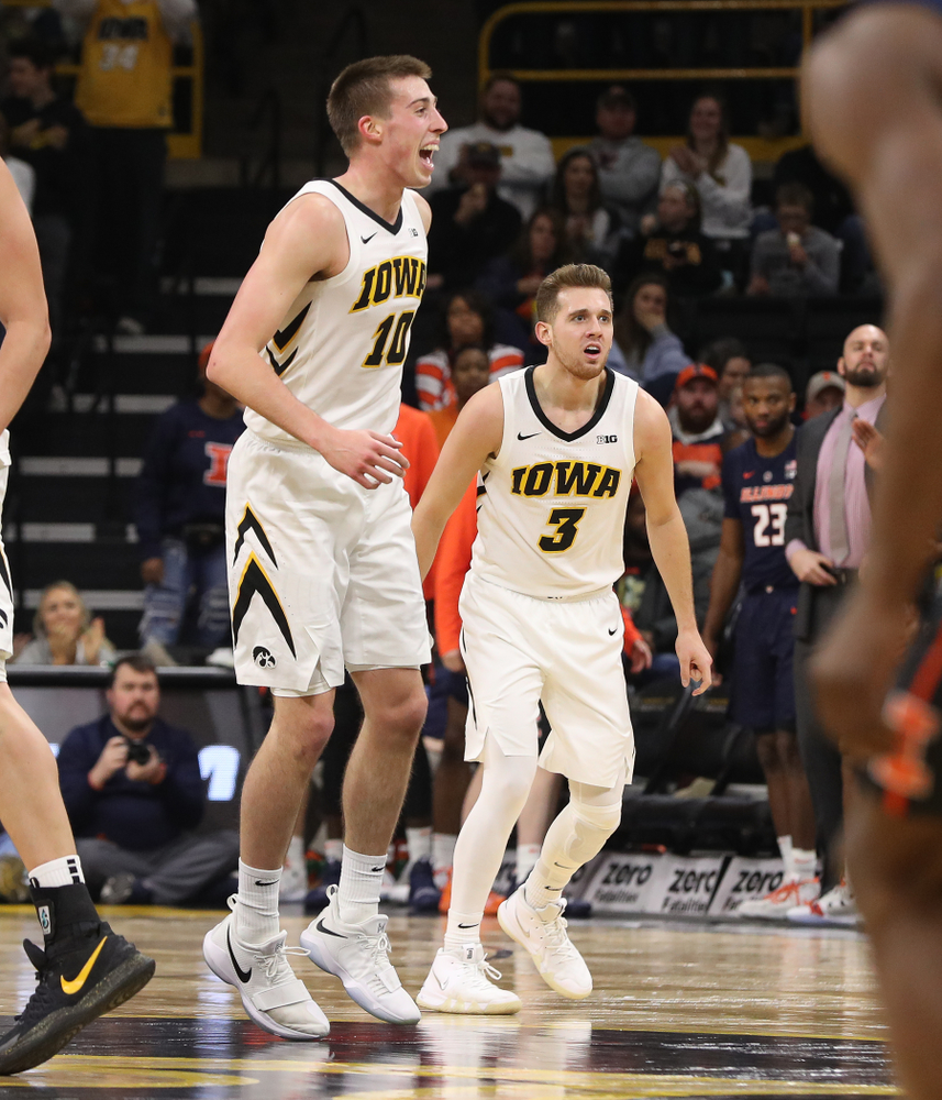 Iowa Hawkeyes guard Joe Wieskamp (10) celebrates after a three point basket against the Illinois Fighting Illini Sunday, January 20, 2019 at Carver-Hawkeye Arena. (Brian Ray/hawkeyesports.com)