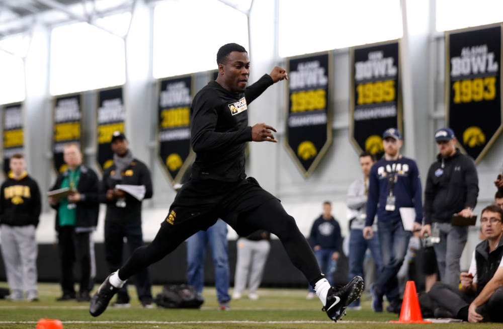 Iowa Hawkeyes defensive back Joshua Jackson (15) during the team's annual pro day Monday, March 26, 2018 at the Hansen Football Performance Center. (Brian Ray/hawkeyesports.com)
