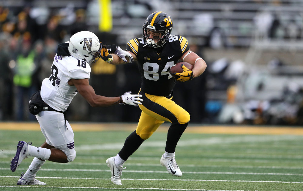 Iowa Hawkeyes wide receiver Nick Easley (84) against the Northwestern Wildcats Saturday, November 10, 2018 at Kinnick Stadium. (Brian Ray/hawkeyesports.com)