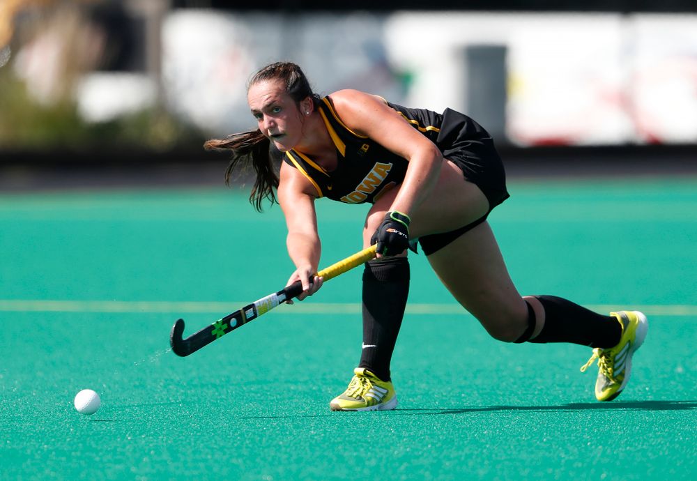 Iowa Hawkeyes Anthe Nijziel (6) against the Penn Quakers Friday, September 14, 2018 at Grant Field. (Brian Ray/hawkeyesports.com)
