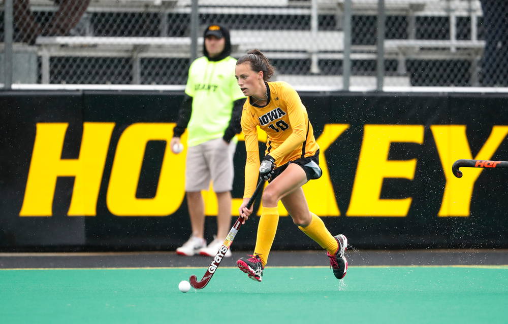 Iowa Hawkeyes Isabella Brown (10) against Stanford Sunday, October 7, 2018 at Grant Field. (Brian Ray/hawkeyesports.com)
