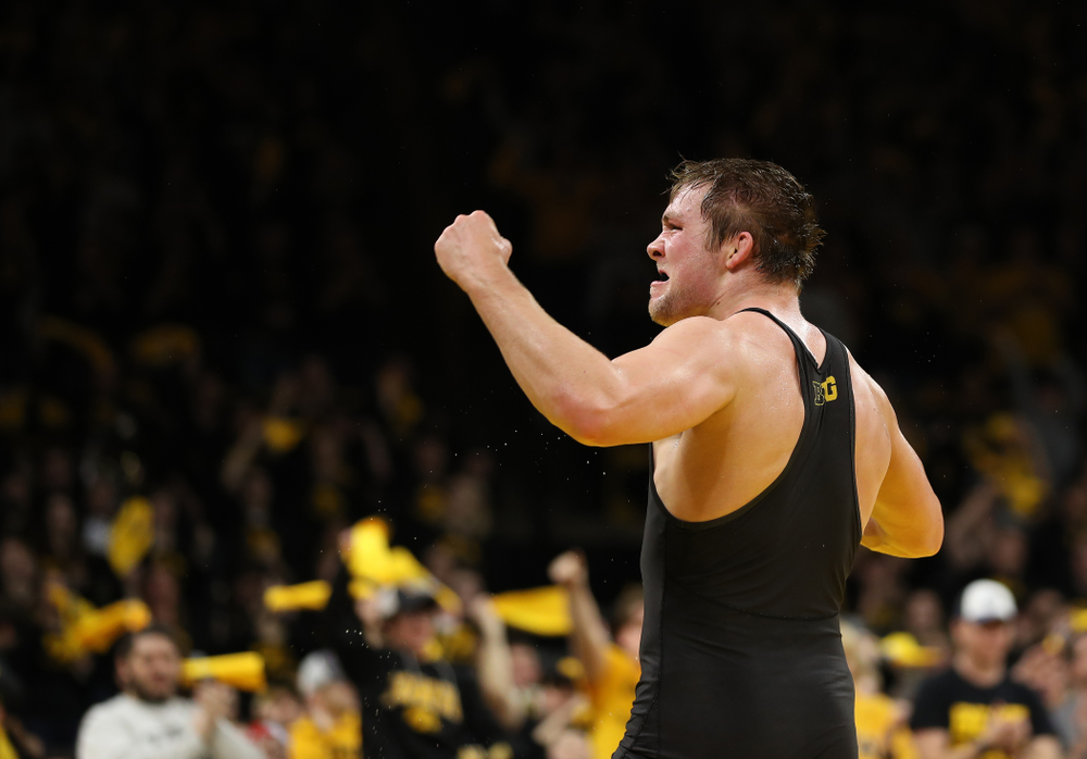 Iowa’s Jacob Warner wrestles Penn State’s Shakur Rasheed at 197 pounds Friday, January 31, 2020 at Carver-Hawkeye Arena. Warner won the match 4-2. (Brian Ray/hawkeyesports.com)