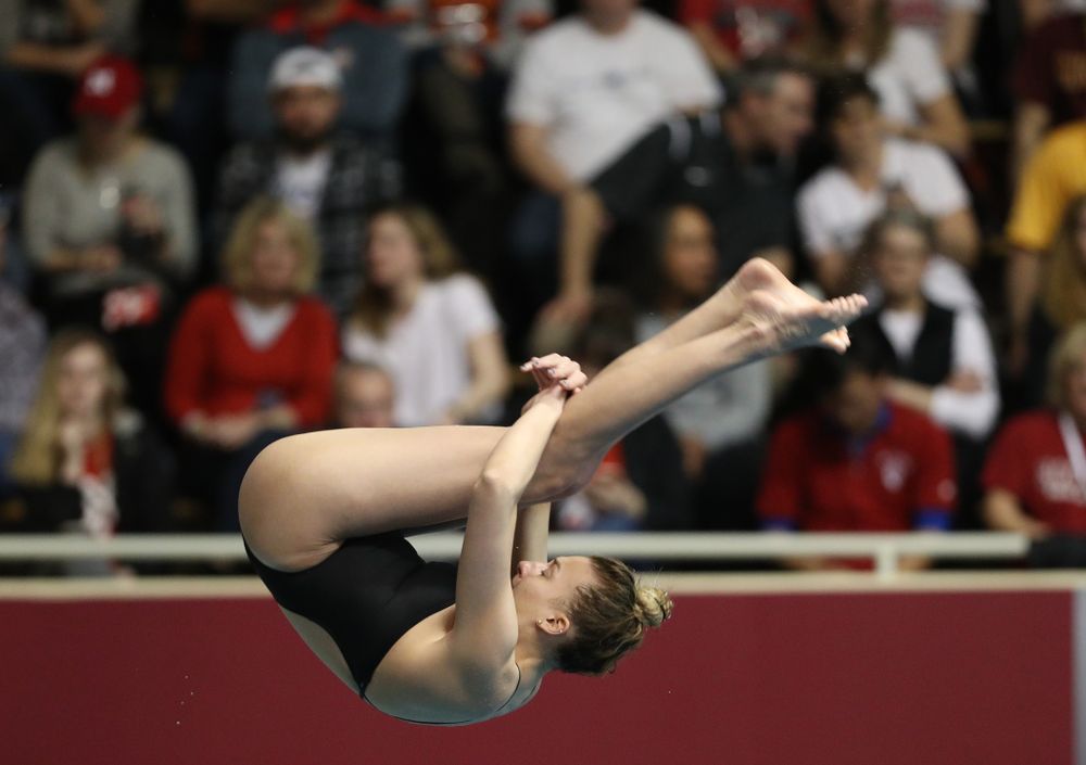 Iowa's Sam Tamborski competes on the 1-meter springboard during the 2019 Women's Big Ten Swimming and Diving meet Thursday, February 21, 2019 in Bloomington, Indiana. (Brian Ray/hawkeyesports.com)