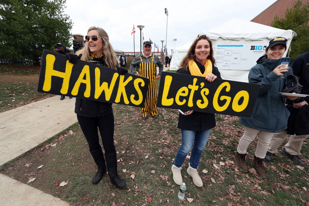 Family and Friends cheer on the Iowa Hawkeyes before their game against Penn State in the 2019 Big Ten Field Hockey Tournament Championship Game Sunday, November 10, 2019 in State College. (Brian Ray/hawkeyesports.com)