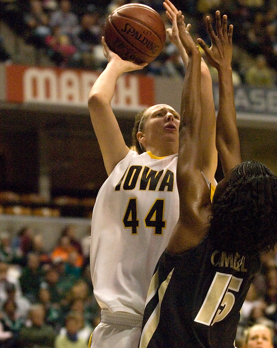Women S Basketball Vs Purdue Big Ten Tournament University Of