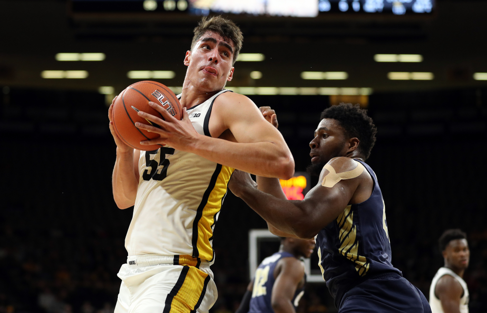 Iowa Hawkeyes forward Luka Garza (55) against Oral Roberts Friday, November 15, 2019 at Carver-Hawkeye Arena. (Brian Ray/hawkeyesports.com)
