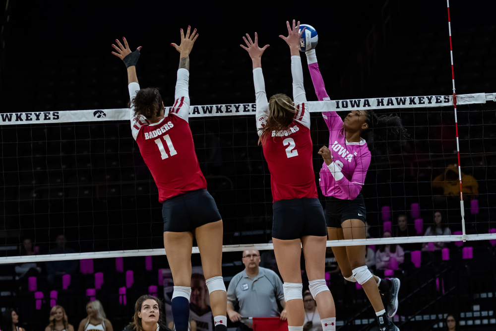 Iowa Hawkeyes outside hitter Taylor Louis (16) against the Wisconsin Badgers Saturday, October 6, 2018 at Carver-Hawkeye Arena. (Clem Messerli/Iowa Sports Pictures)