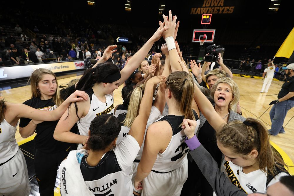 The Iowa Hawkeyes against the Wisconsin Badgers Monday, January 7, 2019 at Carver-Hawkeye Arena. (Brian Ray/hawkeyesports.com)