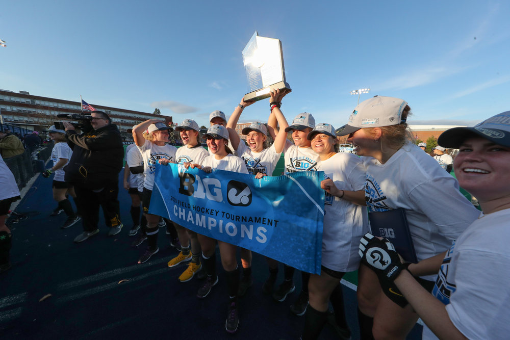 The Iowa Hawkeyes celebrate their victory over Penn State in the 2019 Big Ten Field Hockey Tournament Championship Game Sunday, November 10, 2019 in State College. (Brian Ray/hawkeyesports.com)