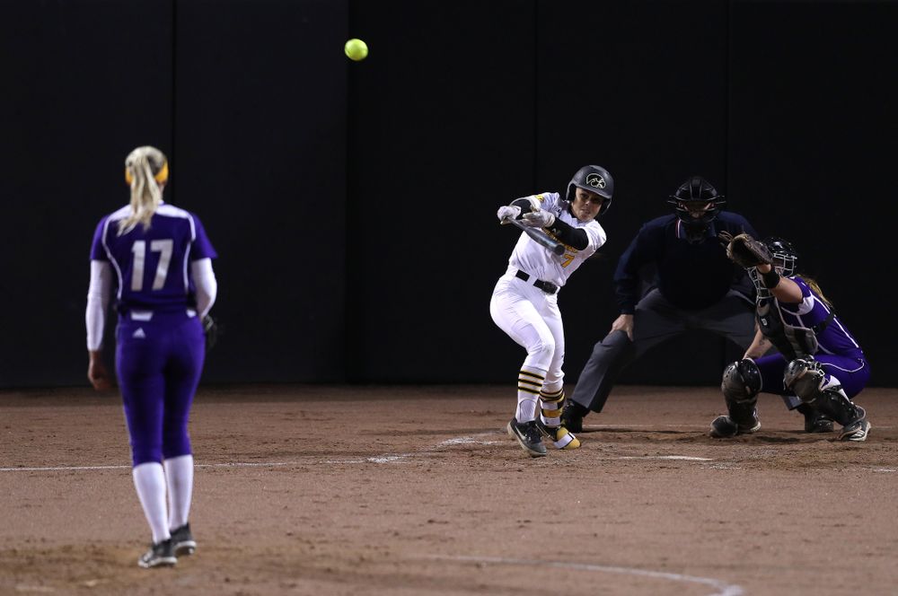 Iowa Hawkeyes Lea Thompson (7) against Western Illinois Wednesday, March 27, 2019 at Pearl Field. (Brian Ray/hawkeyesports.com)