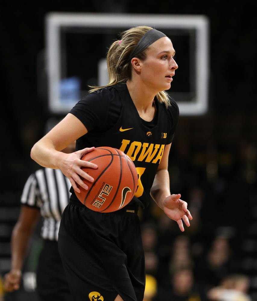 Iowa Hawkeyes guard Makenzie Meyer (3) against the Iowa State Cyclones in the Iowa Corn Cy-Hawk Series Wednesday, December 5, 2018 at Carver-Hawkeye Arena. (Brian Ray/hawkeyesports.com)