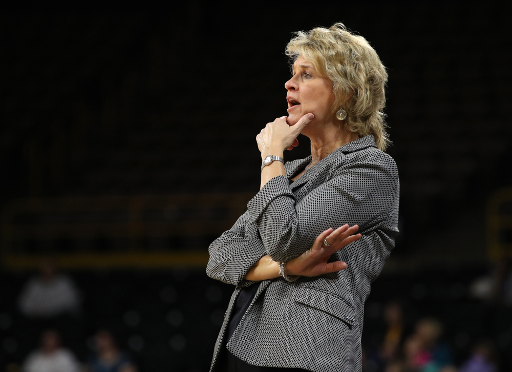 Iowa Hawkeyes head coach Lisa Bluder against the Wisconsin Badgers Monday, January 7, 2019 at Carver-Hawkeye Arena. (Brian Ray/hawkeyesports.com)