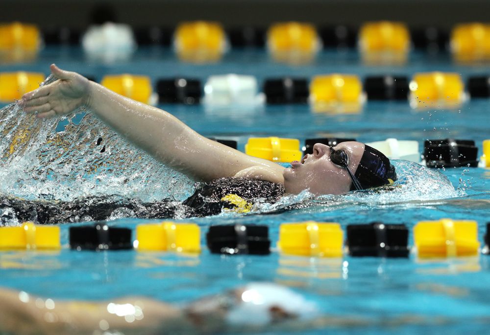 Iowa's Natalie McGovern swims the 200 yard Individual Medley Thursday, November 15, 2018 during the 2018 Hawkeye Invitational at the Campus Recreation and Wellness Center. (Brian Ray/hawkeyesports.com)