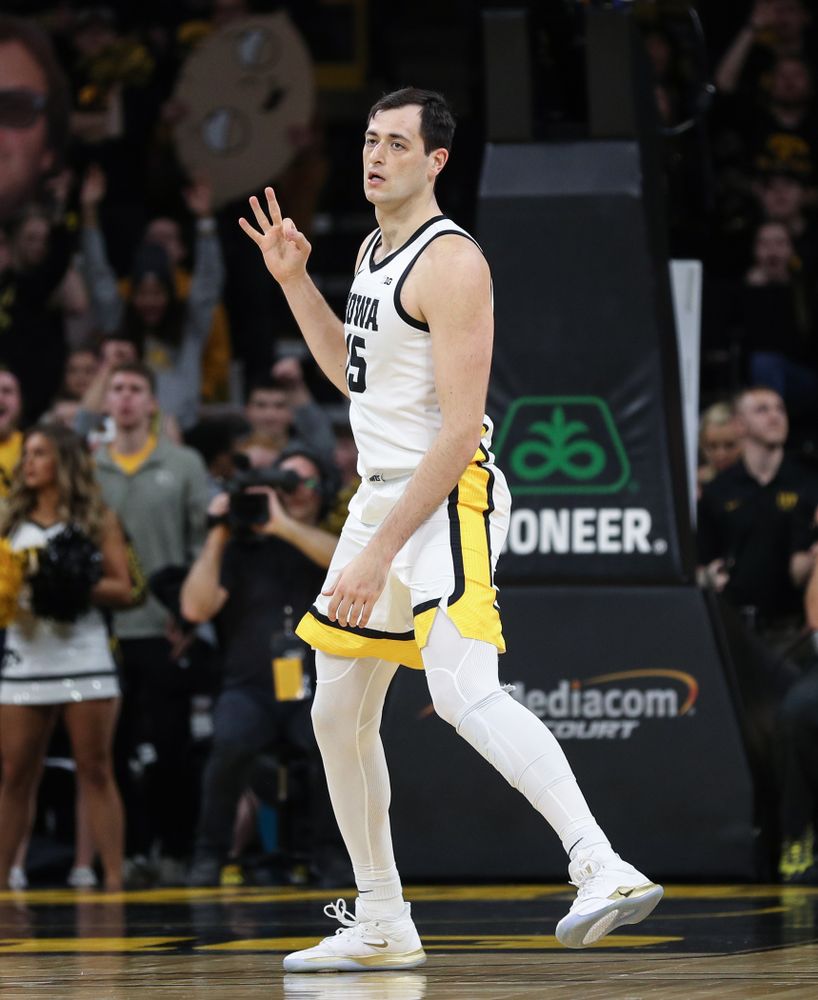 Iowa Hawkeyes forward Ryan Kriener (15) against the Purdue Boilermakers Tuesday, March 3, 2020 at Carver-Hawkeye Arena. (Brian Ray/hawkeyesports.com)