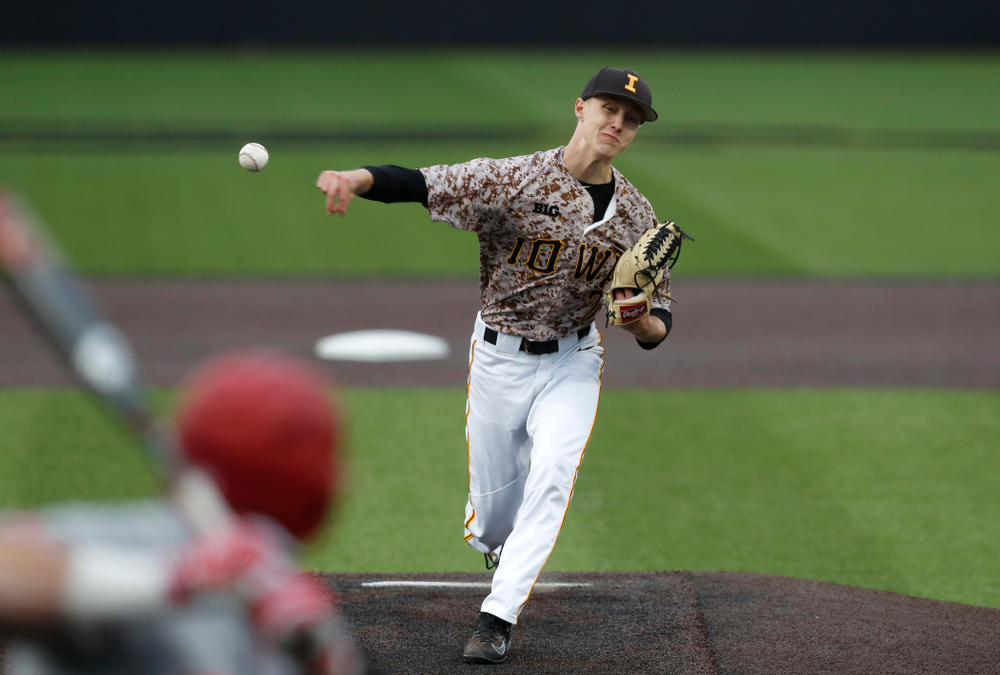 Iowa Hawkeyes pitcher Zach Daniels (2) during a double header against the Indiana Hoosiers Friday, March 23, 2018 at Duane Banks Field. (Brian Ray/hawkeyesports.com)