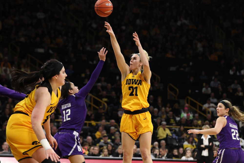 Iowa Hawkeyes forward Hannah Stewart (21) against the Northwestern Wildcats Sunday, March 3, 2019 at Carver-Hawkeye Arena. (Brian Ray/hawkeyesports.com)
