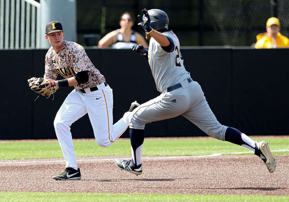 Iowa Hawkeyes third baseman Brendan Sher (2) prepares to tag out a runner during the fifth inning of their game against UC Irvine at Duane Banks Field in Iowa City on Sunday, May. 5, 2019. (Stephen Mally/hawkeyesports.com)