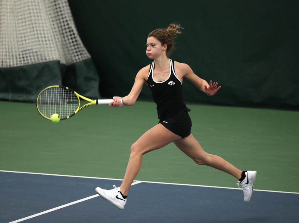 Iowa's Cloe Ruette against the Penn State Nittany Lions Sunday, February 24, 2019 at the Hawkeye Tennis and Recreation Complex. (Brian Ray/hawkeyesports.com)