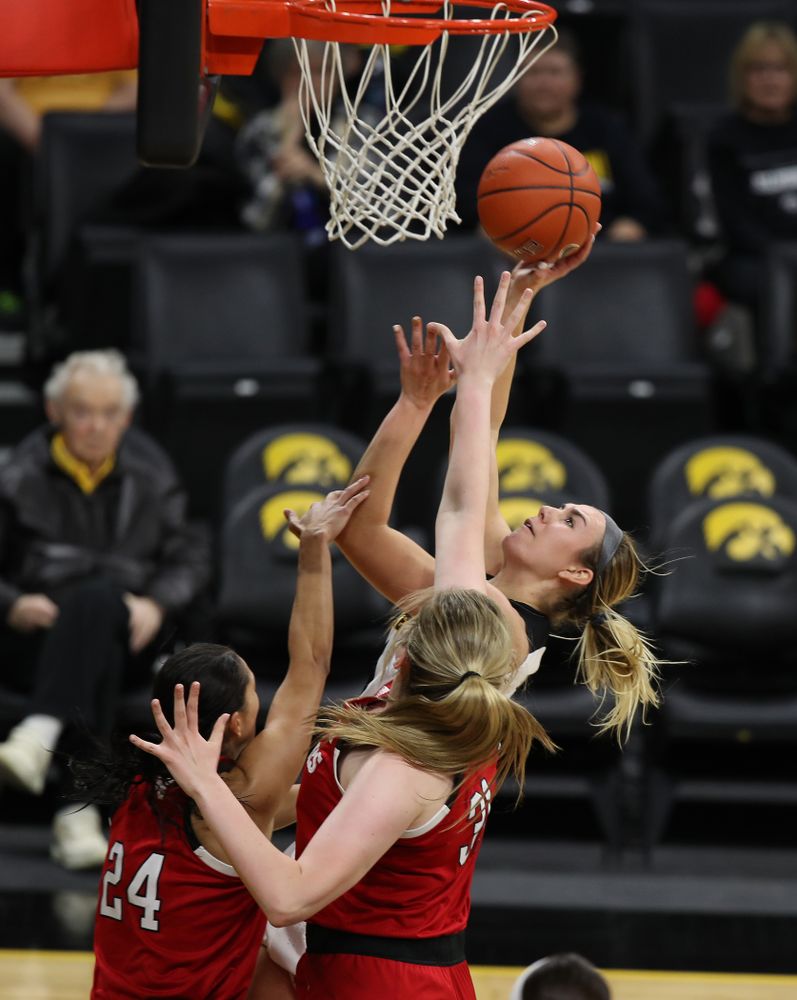 Iowa Hawkeyes forward Hannah Stewart (21) against the Nebraska Cornhuskers Thursday, January 3, 2019 at Carver-Hawkeye Arena. (Brian Ray/hawkeyesports.com)