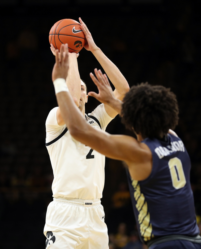 Iowa Hawkeyes forward Jack Nunge (2) against Oral Roberts Friday, November 15, 2019 at Carver-Hawkeye Arena. (Brian Ray/hawkeyesports.com)