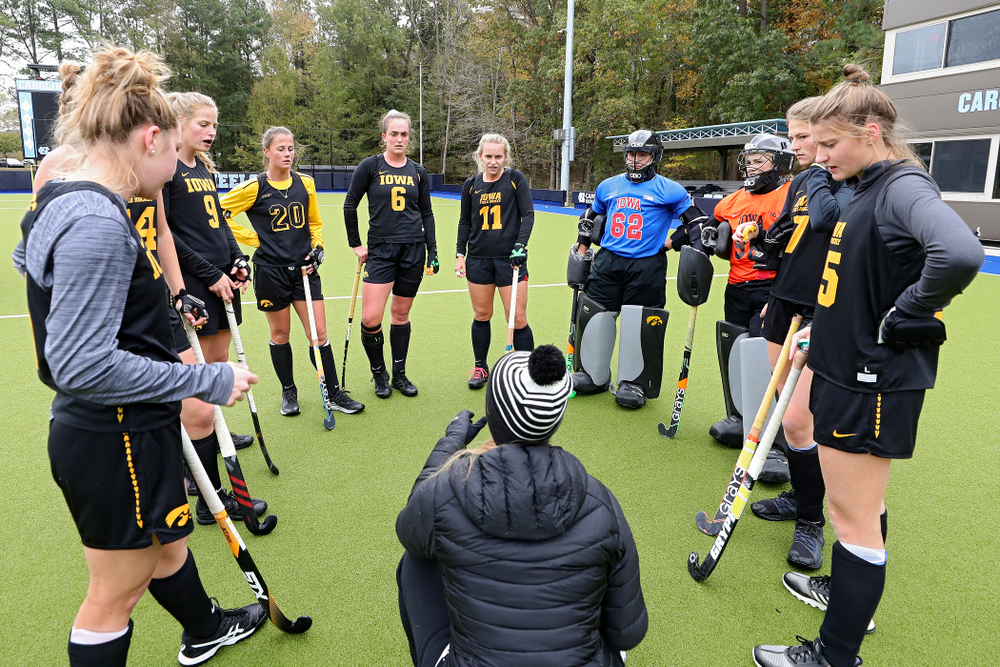 Iowa assistant coach Roz Ellis talks with her team during their practice at Karen Shelton Stadium in Chapel Hill, N.C. on Thursday, Nov 14, 2019. (Stephen Mally/hawkeyesports.com)