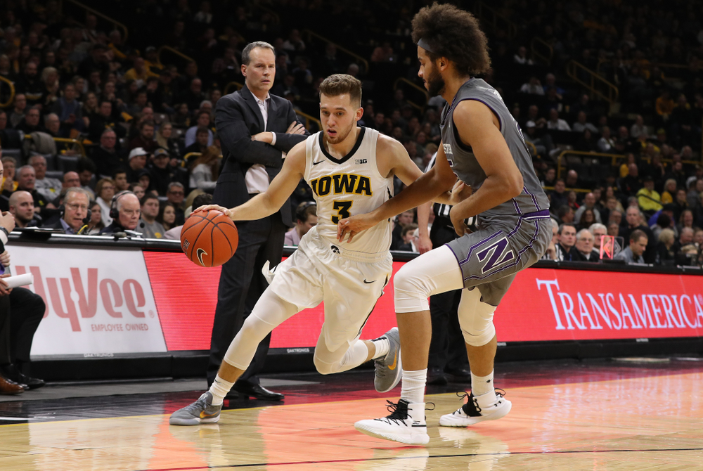 Iowa Hawkeyes guard Jordan Bohannon (3) against the Northwestern Wildcats Sunday, February 10, 2019 at Carver-Hawkeye Arena. (Brian Ray/hawkeyesports.com)