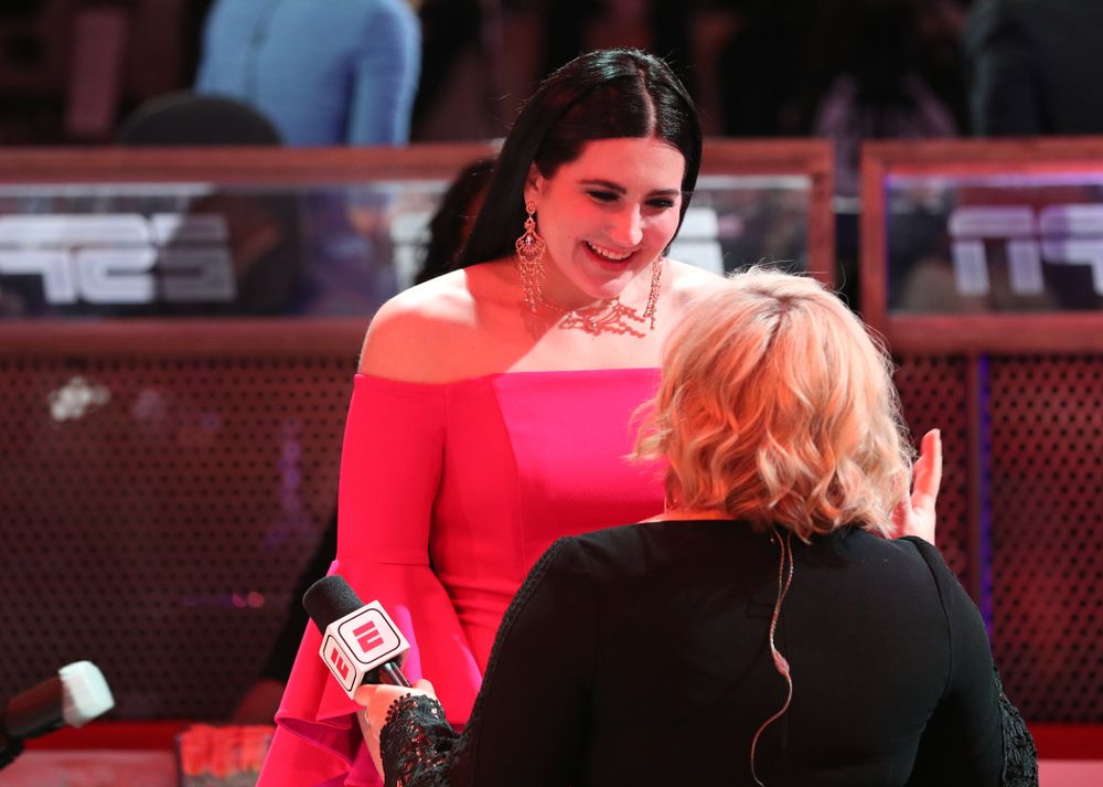 Iowa Hawkeyes forward Megan Gustafson (10) talks with ESPNÕs Holly Rowe before the 2019 WNBA Draft Wednesday, April 10, 2019 at Nike New York Headquarters in New York City. (Brian Ray/hawkeyesports.com)