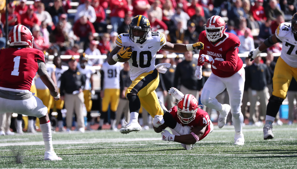 Iowa Hawkeyes running back Mekhi Sargent (10) against the Indiana Hoosiers Saturday, October 13, 2018 at Memorial Stadium, in Bloomington, Ind. (Max Allen/hawkeyesports.com)