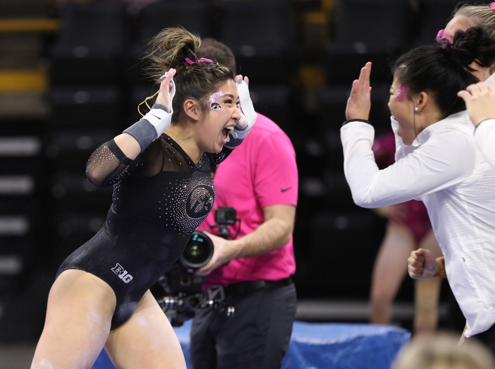 Iowa's Nicole Chow competes on the beam against the Minnesota Golden Gophers Saturday, January 19, 2019 at Carver-Hawkeye Arena. (Brian Ray/hawkeyesports.com)