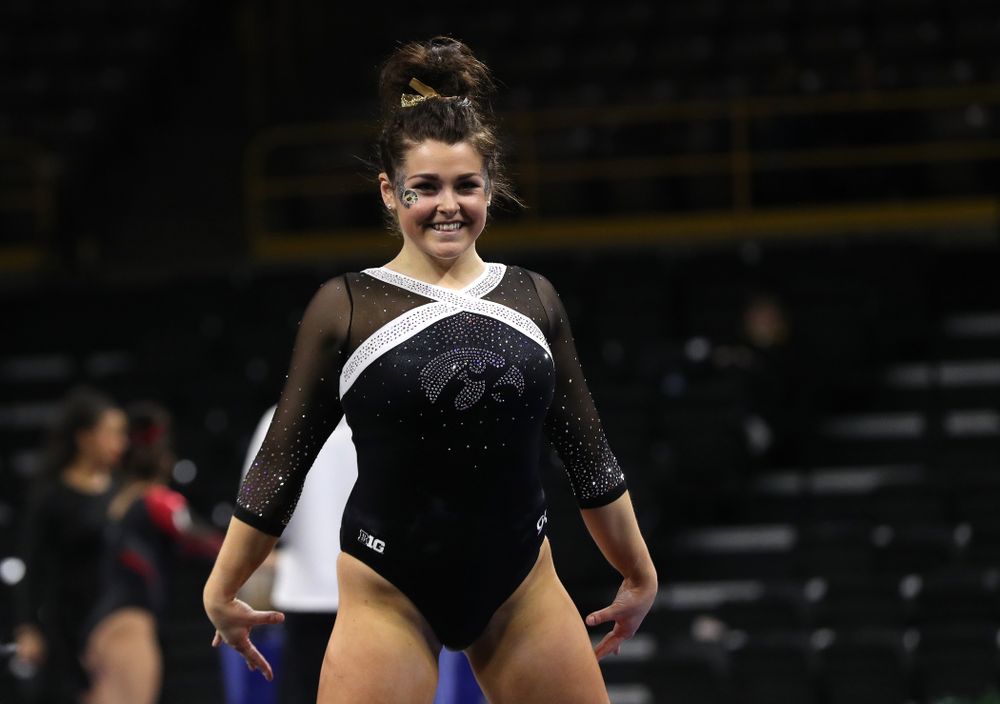 Iowa's Erin Castle competes on the floor against the Rutgers Scarlet Knights Saturday, January 26, 2019 at Carver-Hawkeye Arena. (Brian Ray/hawkeyesports.com)