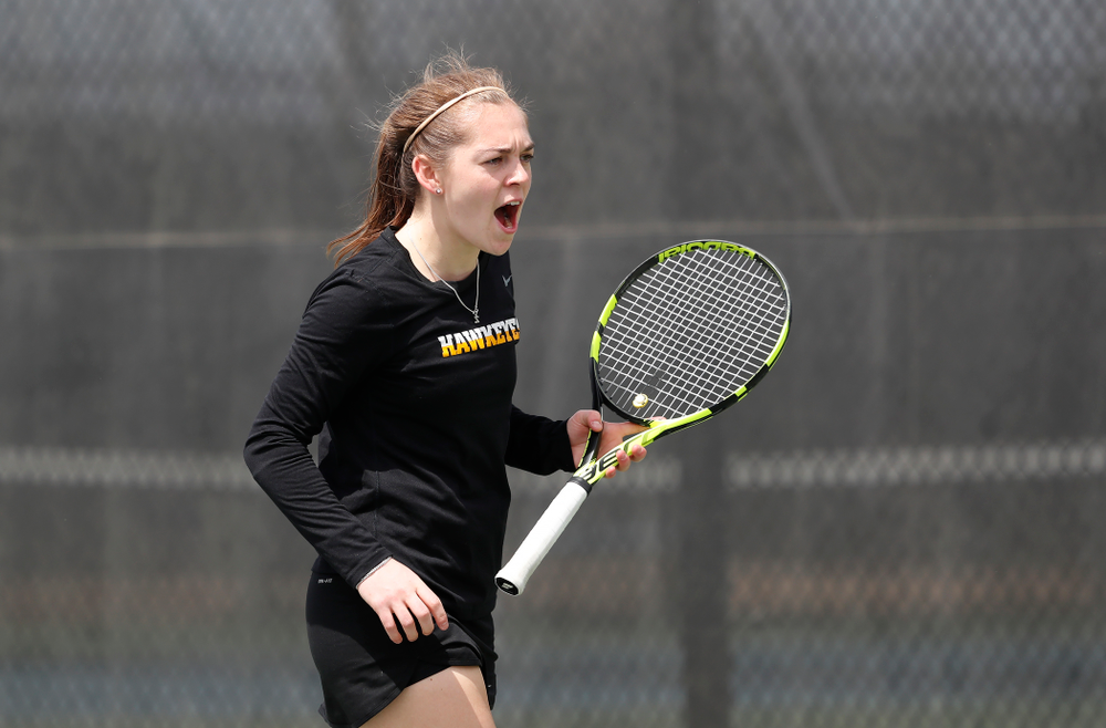 Iowa's Zoe Douglas against the Wisconsin Badgers Sunday, April 22, 2018 at the Hawkeye Tennis and Recreation Center. (Brian Ray/hawkeyesports.com)